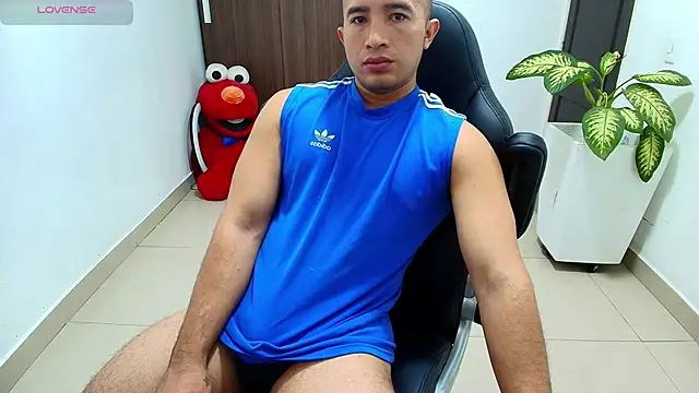 sebastian oconnor77 online show from October 2025 12:39:01 PM