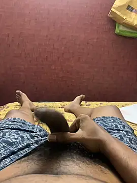 Harish0897 online show from April 2026 12:00:02 PM