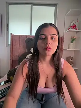 salomecute21 online show from June 2026 11:35:01 AM