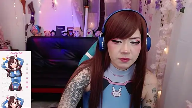 jadedelux  online show from June 2026 06:31:02 PM