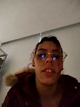 Snapshot of Pamelamiler__ chatting on December 2025 11:30:02 AM Pamelamiler online show from December 2025 11:30:02 AM