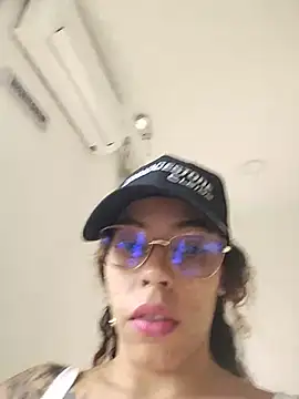 Pamelamiler   online show from July 2026 01:15:01 PM