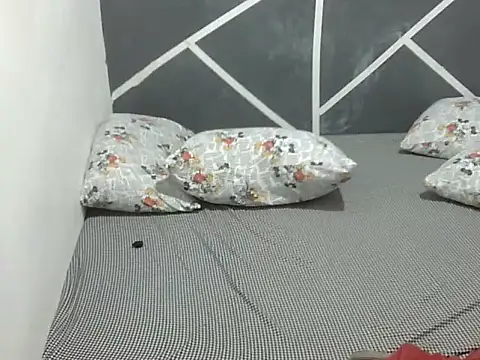 Snapshot of AsianbouncieGIRL chatting on November 2025 11:59:01 PM AsianbouncieGIRL online show from November 2025 11:59:01 PM