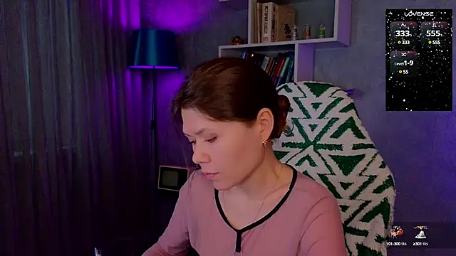 Snapshot of MyLittleGali chatting on January 2025 06:43:02 AM MyLittleGali online show from January 2025 06:43:02 AM