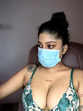 Snapshot of Saza_lklx chatting on November 2025 06:23:01 AM Saza lklx online show from November 2025 06:23:01 AM