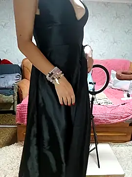 Snapshot of Viola3102 chatting on November 2025 06:31:02 PM Viola3102 online show from November 2025 06:31:02 PM