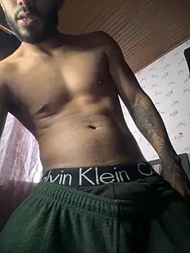 Snapshot of TU-MORENOO chatting on September 2025 05:15:02 PM TU-MORENOO online show from September 2025 05:15:02 PM