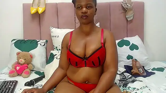 Snapshot of RoundaAssx22 chatting on September 2025 03:55:02 AM RoundaAssx22 online show from September 2025 03:55:02 AM