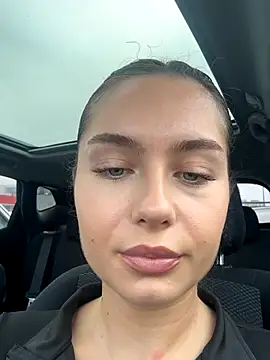 Ashley-Evans online show from November 2025 12:04:01 PM