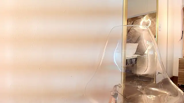 Snapshot of zarah_andrew__ chatting on September 2025 12:38:02 PM zarah andrew online show from September 2025 12:38:02 PM