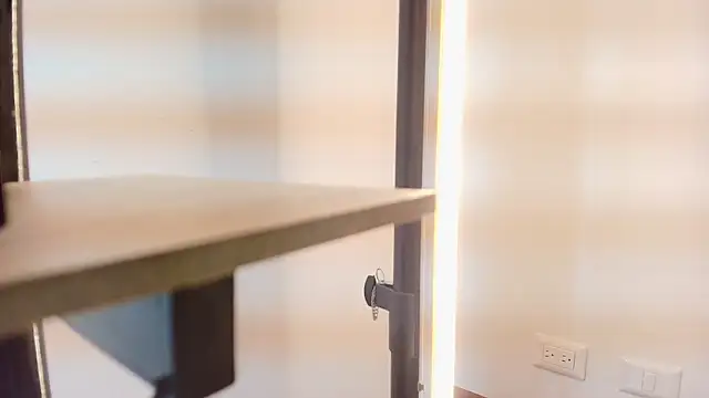 Snapshot of zarah_andrew__ chatting on September 2025 11:59:02 AM zarah andrew online show from September 2025 11:59:02 AM