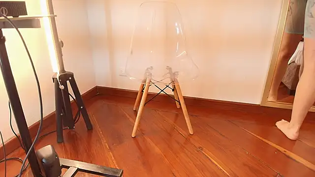 Snapshot of zarah_andrew__ chatting on October 2025 01:53:01 PM zarah andrew online show from October 2025 01:53:01 PM