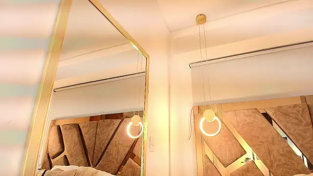 Snapshot of zarah_andrew__ chatting on November 2025 11:56:02 AM zarah andrew online show from November 2025 11:56:02 AM