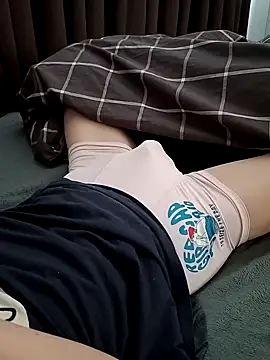 Snapshot of rikutorikukuto chatting on December 2025 01:43:02 AM rikutorikukuto online show from December 2025 01:43:02 AM