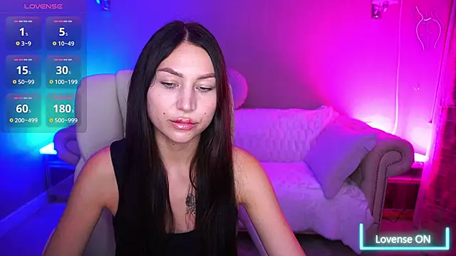 Snapshot of EliseVelour chatting on October 2025 12:45:01 PM EliseVelour online show from October 2025 12:45:01 PM