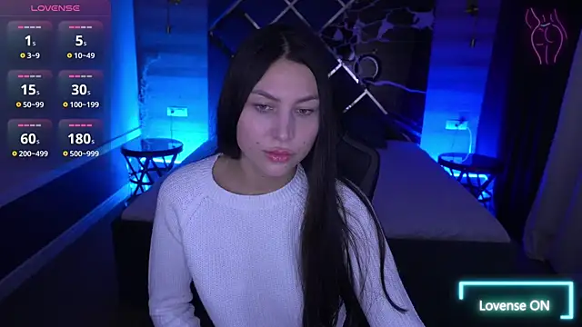 Snapshot of EliseVelour chatting on November 2025 01:53:02 PM EliseVelour online show from November 2025 01:53:02 PM