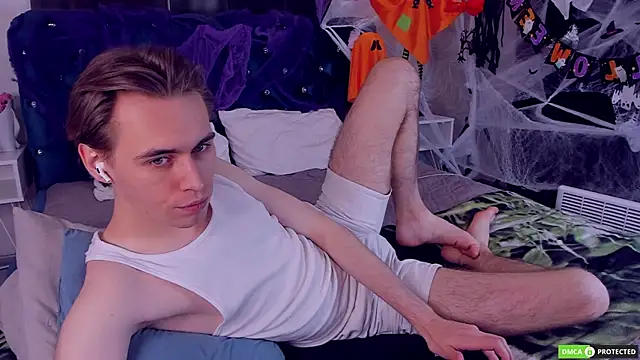 WilliamDyson online show from October 2025 03:09:02 AM