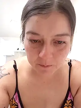 Fernandar2025 online show from March 2026 06:02:02 PM