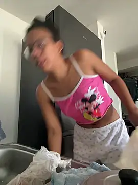 Valen1800 online show from March 2026 06:14:02 PM