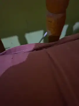 Snapshot of nimaboy21 chatting on October 2025 04:50:01 PM nimaboy21 online show from October 2025 04:50:01 PM