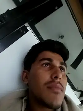 Snapshot of HarryChoudhary21 chatting on November 2025 01:04:02 PM HarryChoudhary21 online show from November 2025 01:04:02 PM