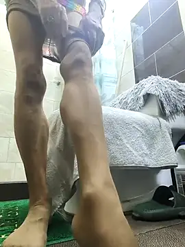 MaryeLunna online show from October 2025 06:42:02 PM