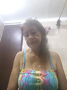 MaryeLunna online show from December 2025 10:54:02 AM