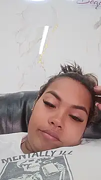 Snapshot of EmilyDuran_ chatting on July 2026 01:59:01 PM EmilyDuran online show from July 2026 01:59:01 PM