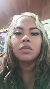 Snapshot of EmilyDuran_ chatting on July 2026 10:27:01 PM EmilyDuran online show from July 2026 10:27:01 PM