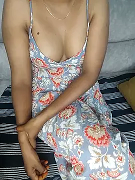 Snapshot of Tamilpallavi chatting on April 2026 11:48:01 AM Tamilpallavi online show from April 2026 11:48:01 AM