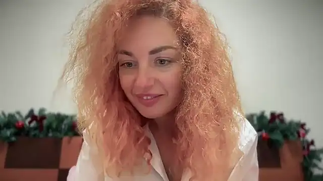 Reddgiirl online show from November 2025 12:14:02 AM