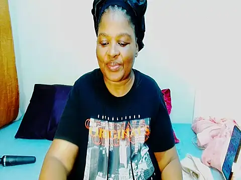 Snapshot of Love-Racheal75 chatting on February 2026 04:23:01 PM Love-Racheal75 online show from February 2026 04:23:01 PM