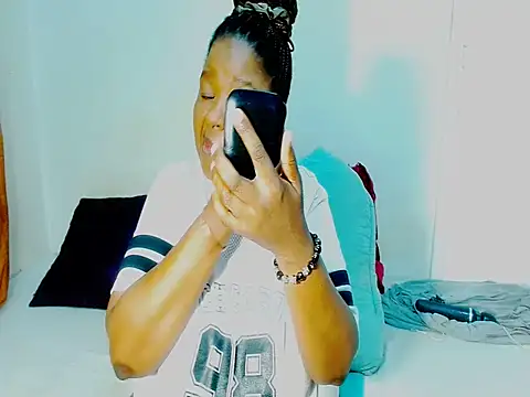 Snapshot of Love-Racheal75 chatting on February 2026 04:27:02 PM Love-Racheal75 online show from February 2026 04:27:02 PM