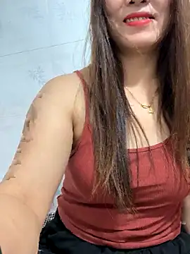 Moan Mary online show from October 2025 03:25:01 AM