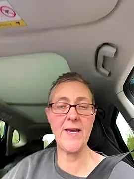 Snapshot of Curvy-Jinx chatting on October 2025 01:31:01 PM Curvy-Jinx online show from October 2025 01:31:01 PM