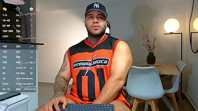 Michael Salens online show from November 2025 10:43:02 PM