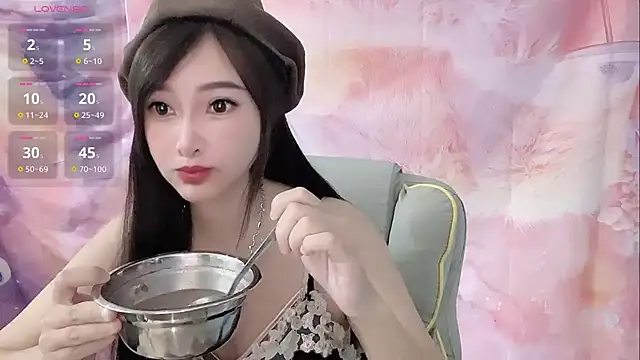 Snapshot of Crush-7ii chatting on November 2025 12:20:02 AM Crush-7ii online show from November 2025 12:20:02 AM