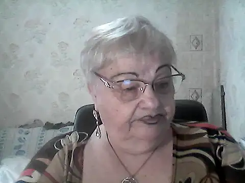 NatalieNorth online show from April 2026 01:04:01 PM