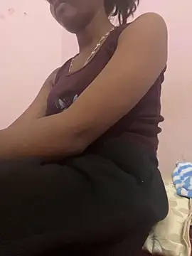 Snapshot of sakshi5533 chatting on November 2025 02:28:01 AM sakshi5533 online show from November 2025 02:28:01 AM