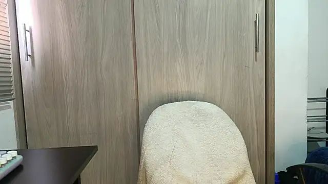 pecsblack888 online show from April 2026 07:58:01 PM