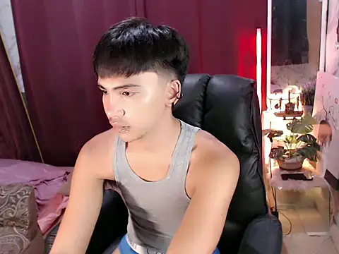 Snapshot of xblack_clover chatting on December 2025 01:10:02 AM xblack clover online show from December 2025 01:10:02 AM