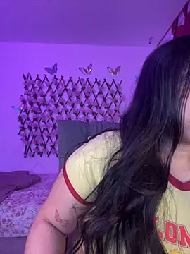 Dominic Schmit01 online show from October 2025 11:29:02 PM