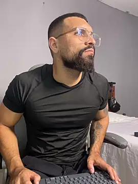 vincentjaxon online show from March 2026 09:08:01 PM