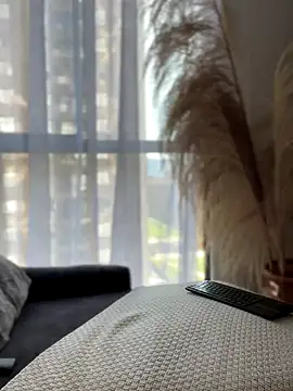 Snapshot of Sofi_Leal chatting on November 2025 12:51:01 PM Sofi Leal online show from November 2025 12:51:01 PM