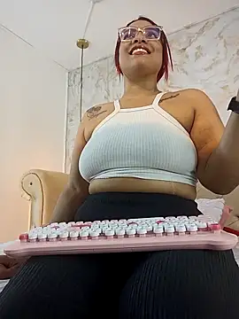 nathaliamiller online show from February 2026 07:31:01 PM