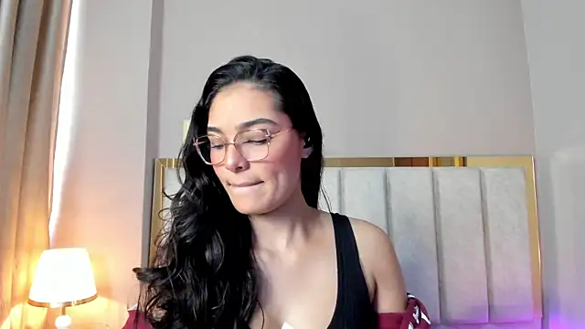 LunaAspen  online show from February 2026 06:06:02 PM