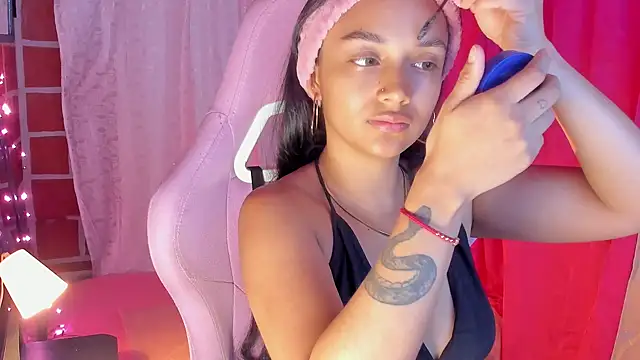 MelanyOconner online show from February 2026 03:41:02 PM