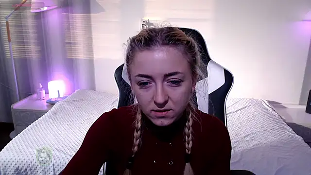 Snapshot of space_danger chatting on December 2025 05:24:02 AM space danger online show from December 2025 05:24:02 AM