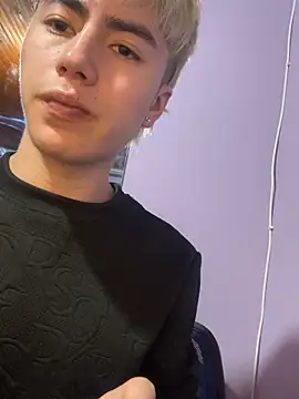 AlexanderCollman online show from December 2025 05:50:02 AM