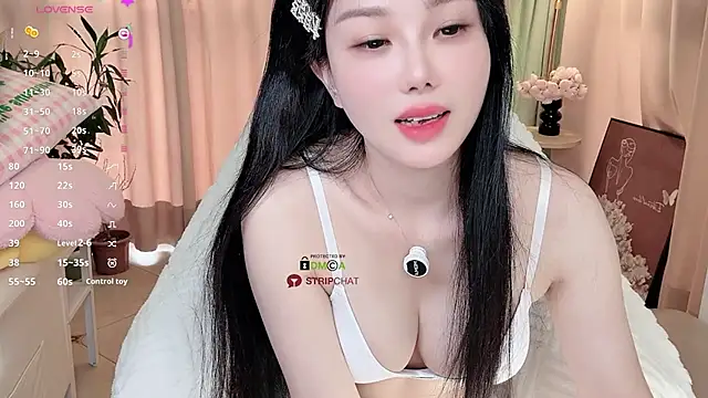 Xiatian520  online show from November 2025 12:32:01 AM